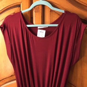 Wine colored maxi dress size Medium NWT